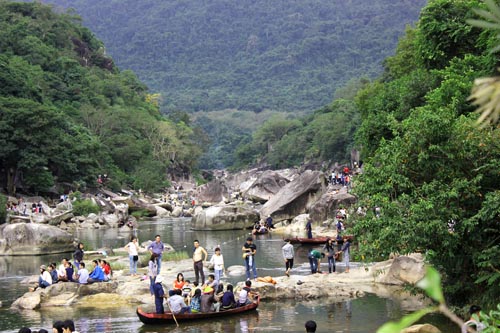 Khu du lịch Hầm Hô Bình Định